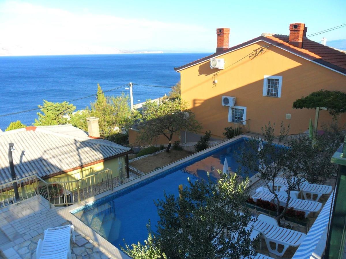 Apartments Zlato - With Pool Senj  Exterior photo