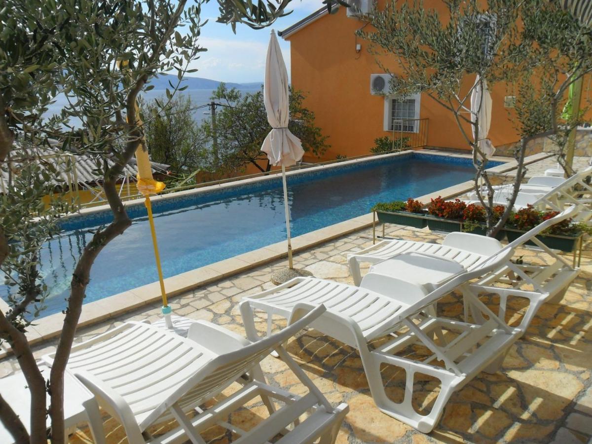 Apartments Zlato - With Pool Senj  Exterior photo